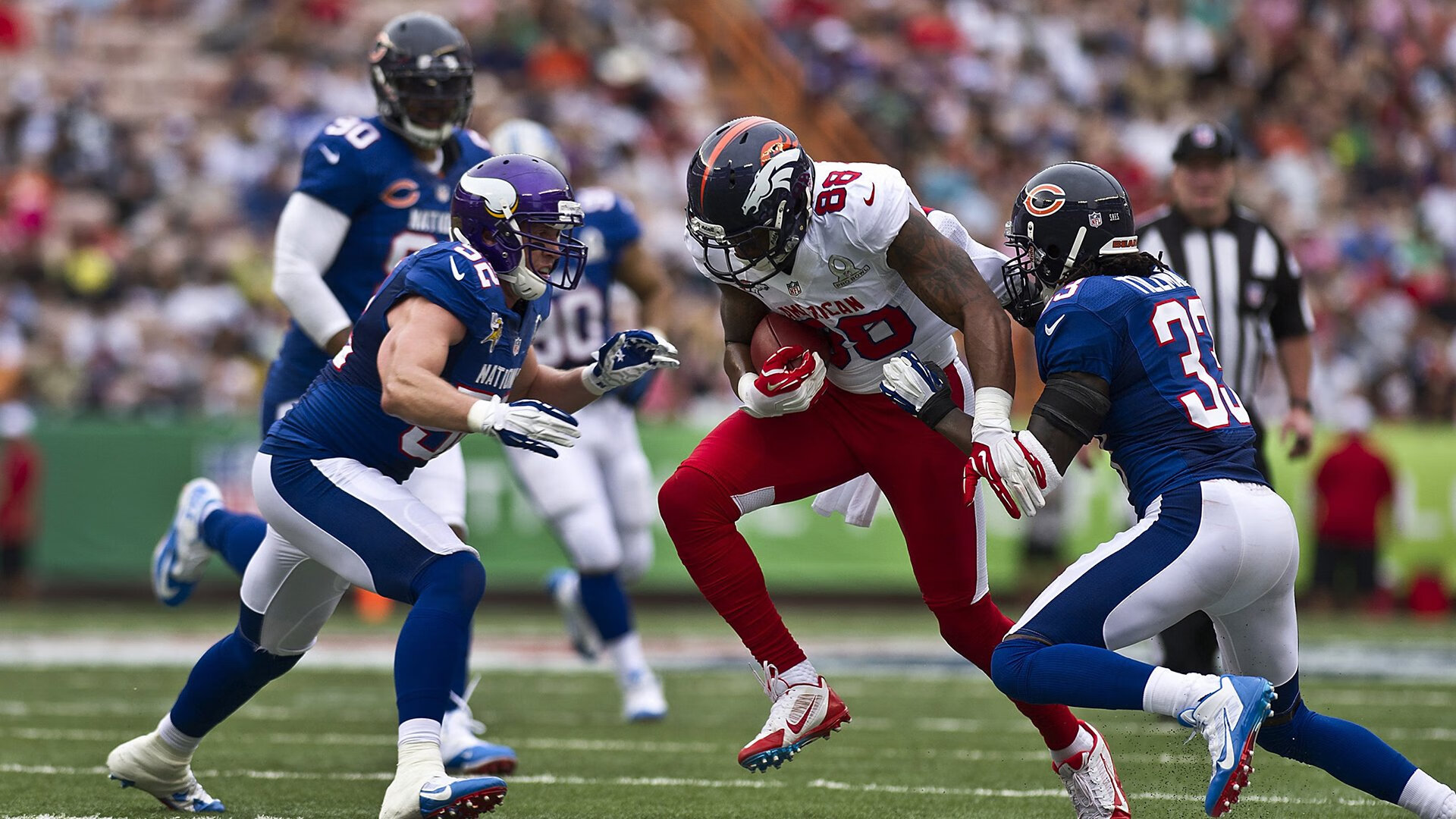 年度足球最佳阵容公布。,足球年度最佳球员